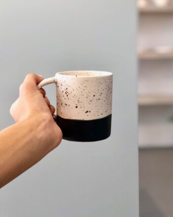 taza cilindro con asa - kanso/negro