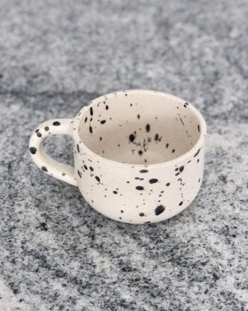 Taza bola - blanco hueso / splash negro