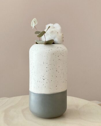 florero bala alto grande - kanso / gris mate